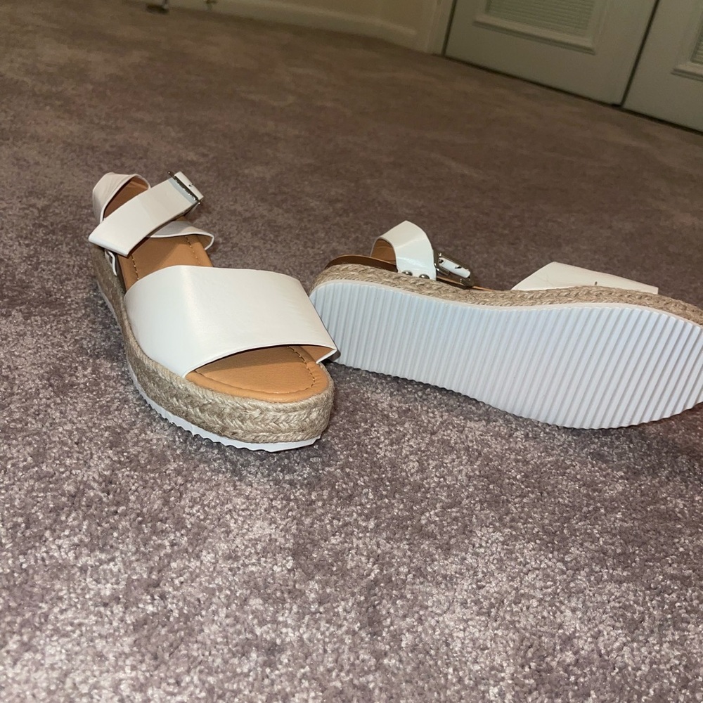 White Espadrille Platform Sandals – Size 39 (US 8.5) - Picture 3 of 4